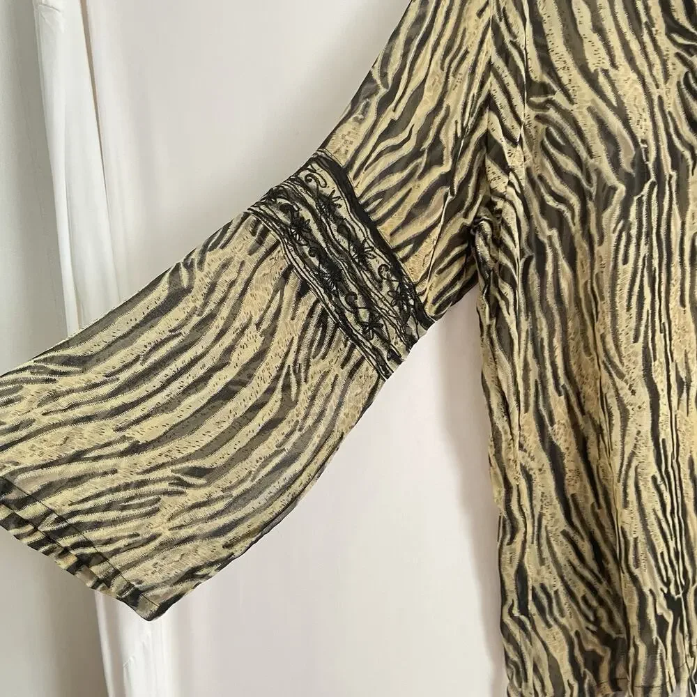 NWT Adini Blouse 2X Animal Print Sheer Tunic Bell Sleeve Boho Artsy Top Zebra - Picture 5 of 8